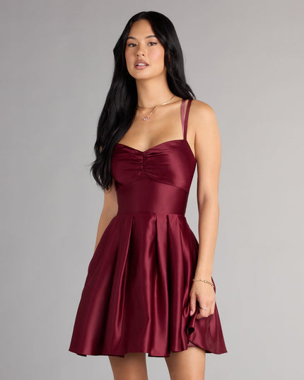The Isabelle Satin Lace-Up Dress With Pockets is your new go-to Windsor dress—effortless, versatile, and made to update your fall style in seconds.