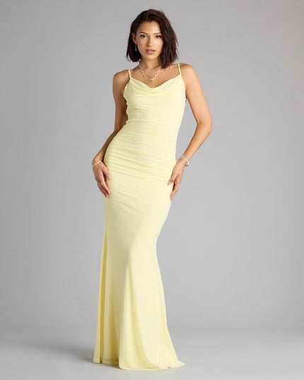 Style your seasonal looks with the Sophia Mesh Open Back Mermaid Formal Dress, a trend-right, spring dress designed for any plan on your calendar with new and unqiue details.