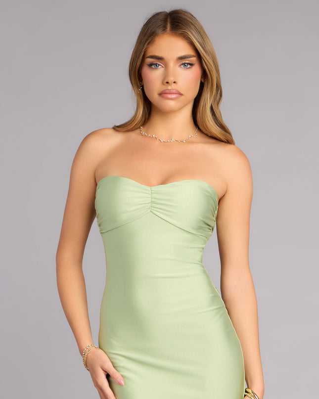 Shop a formal dress like the Monae Tie-Back Mermaid Formal Dress in mint green, designed with a sleek silhouette, luxe fabric, and elegant detail for special events.