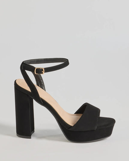 Turn heads in the Ready To Slay Platform Heels, black heels showcasing a fresh trend or stylish detail made to elevate your full Windsor fit.